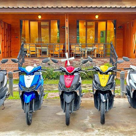 Aow Thai Homestay Ban Hin Dam Exterior foto